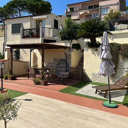 La Scalinata Hotel Portoferraio Exterior photo